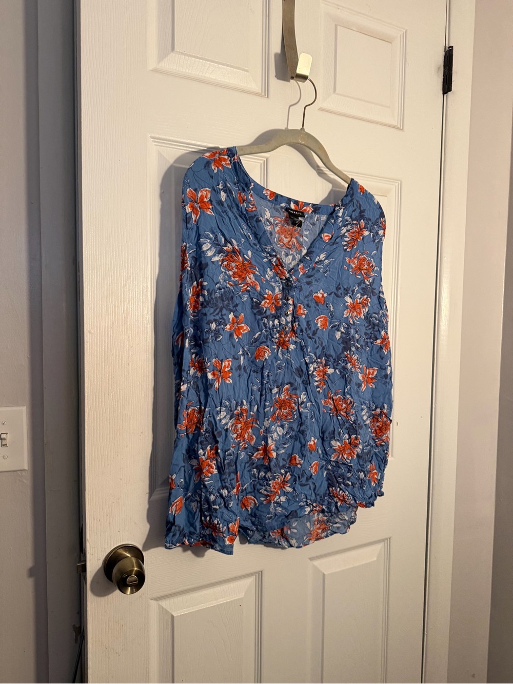 torrid Blue Floral V-Neck sleeveless blouse with Orange Accents
